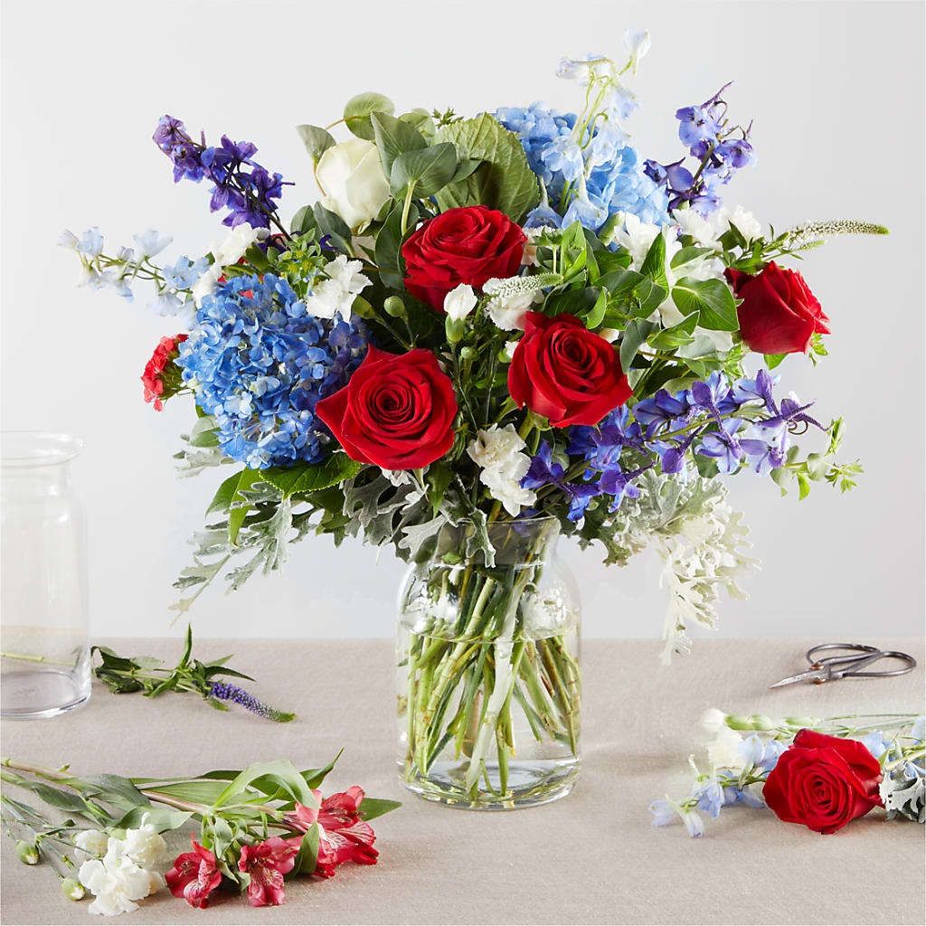 Star Spangled - A Florist Original – THE SHOPPE ON KEY AVENUE FLORAL & GIFTS, Lampasas TX