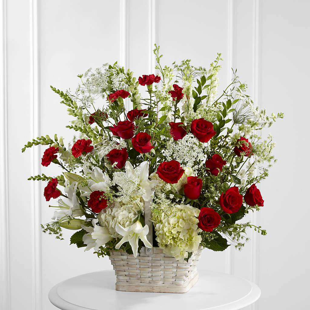 In Loving Memory Arrangement – THE SHOPPE ON KEY AVENUE FLORAL & GIFTS, Lampasas TX
