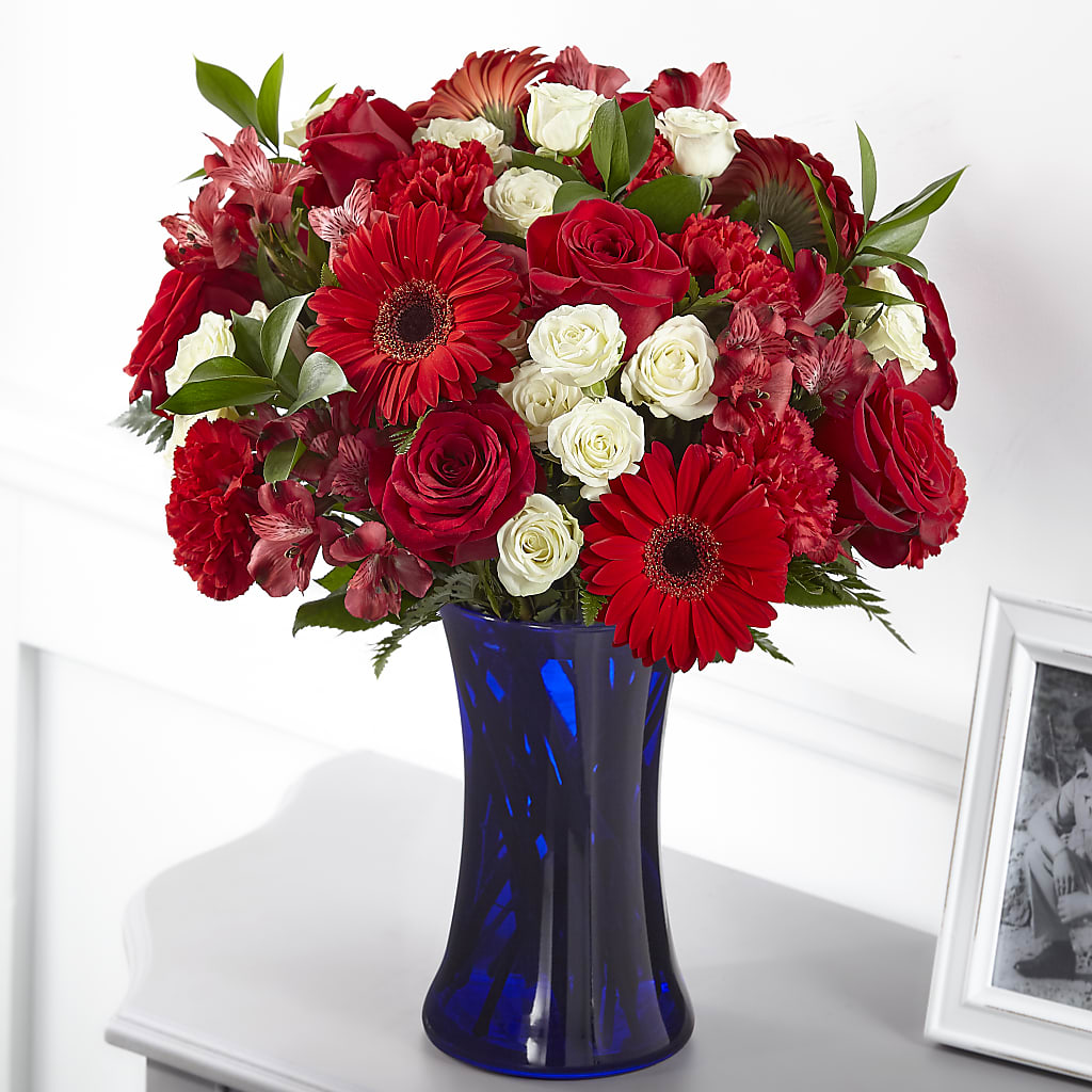 Hearts Embrace Bouquet – THE SHOPPE ON KEY AVENUE FLORAL & GIFTS, Lampasas TX