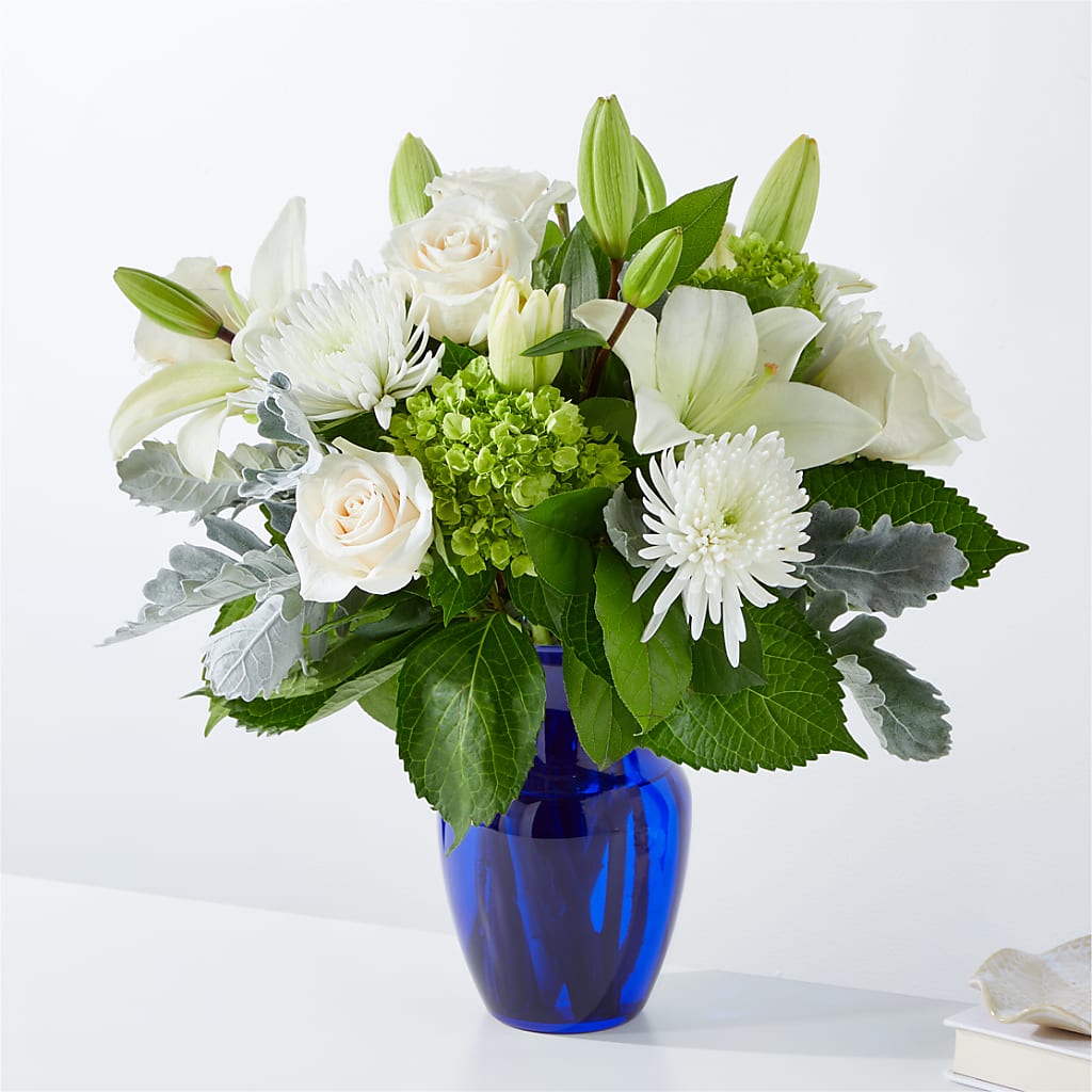 Snowy Dreams Bouquet – THE SHOPPE ON KEY AVENUE FLORAL & GIFTS, Lampasas TX