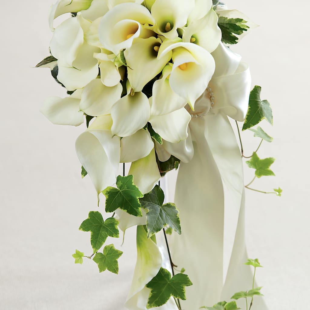 White Chapel Bouquet – THE SHOPPE ON KEY AVENUE FLORAL & GIFTS, Lampasas TX