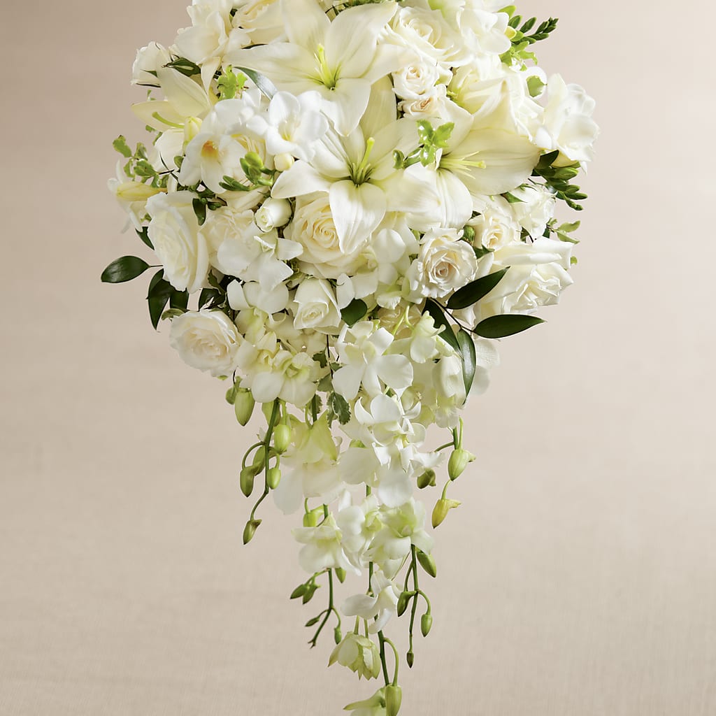 White Wonders Bouquet – THE SHOPPE ON KEY AVENUE FLORAL & GIFTS, Lampasas TX