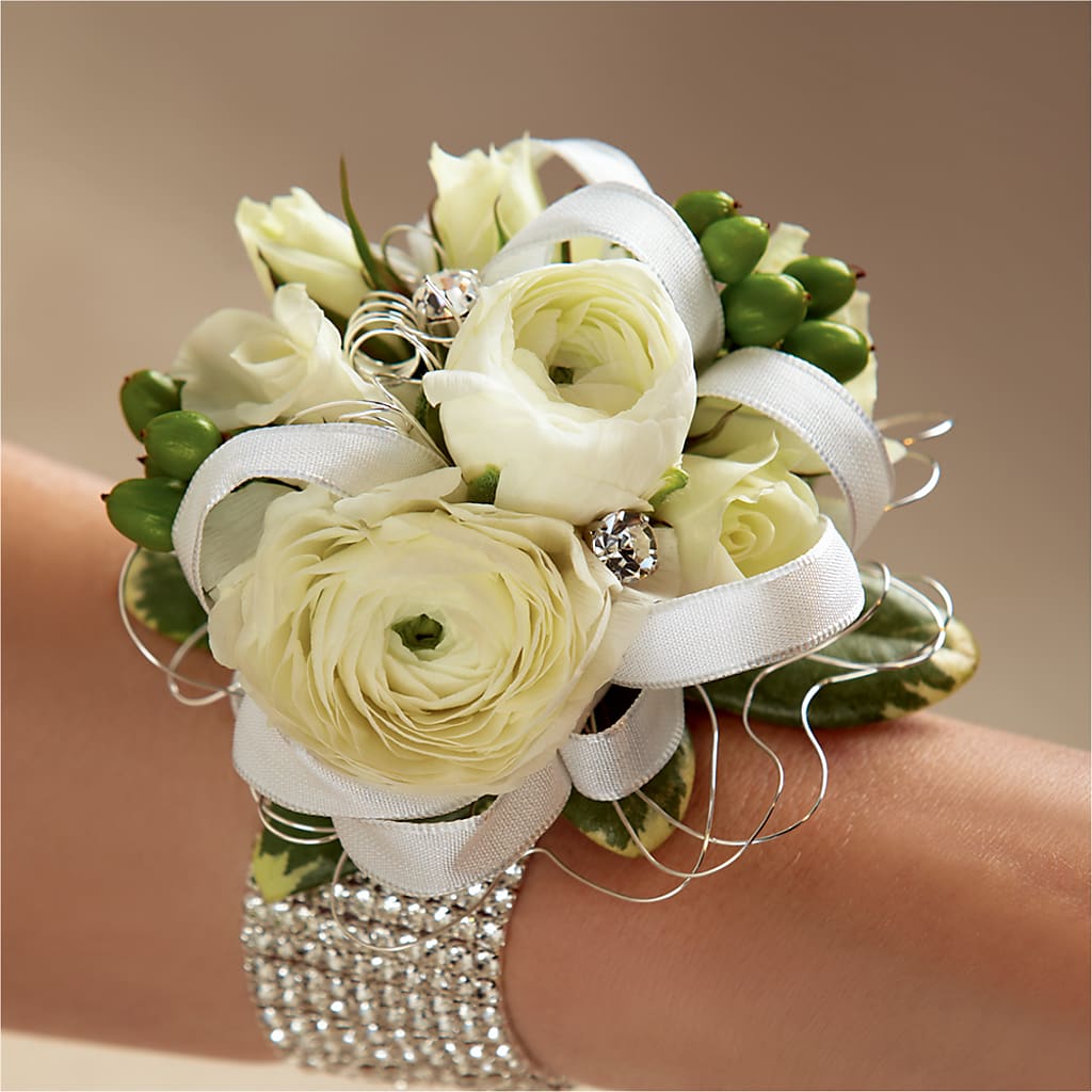White Wedding Corsage – THE SHOPPE ON KEY AVENUE FLORAL & GIFTS, Lampasas TX